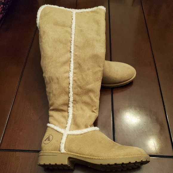 Airwalk knee high boots - Picture 4 of 7